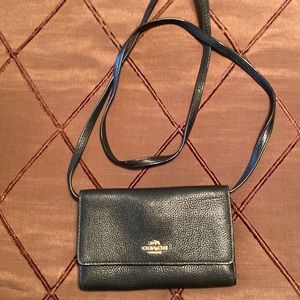 Coach Crossbody Clutch Wallet black pebbled leather handbag